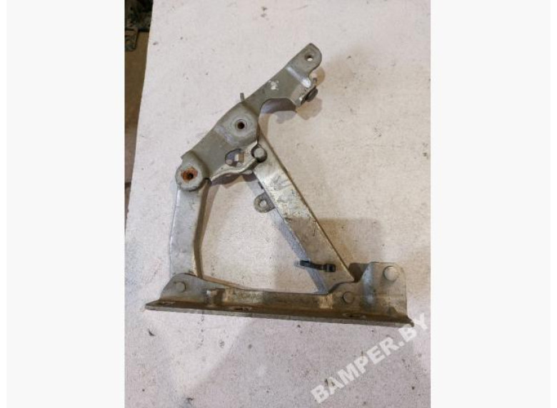 Петля капота правая к Mercedes S W220, 2001г.