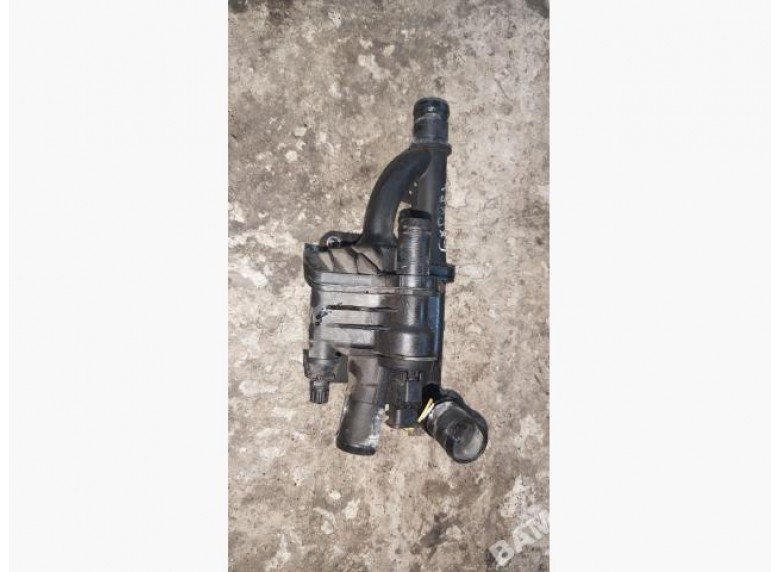 Корпус термостата к Peugeot Expert