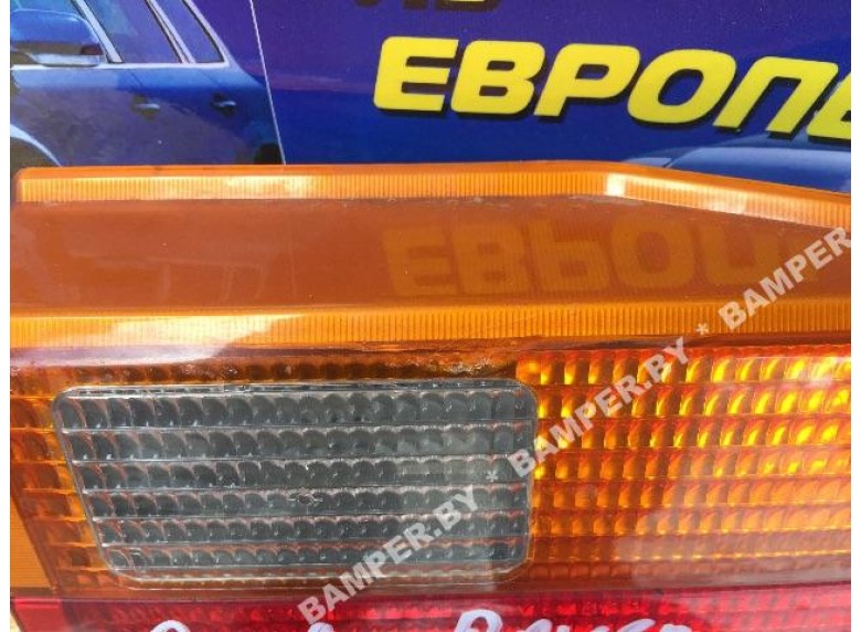 Фонарь крышки багажника правый к Land-Rover Range Rover