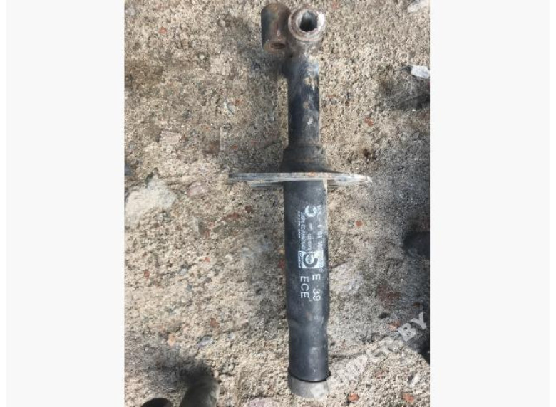 Кронштейн крепления бампера переднего к BMW 5 E39