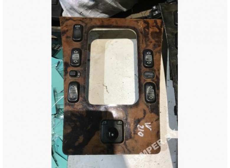 Консоль салона (кулисная часть) к Mercedes E W210