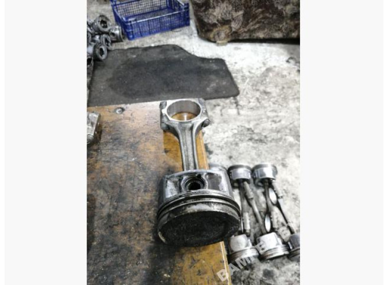 Поршень к Volkswagen Golf, 1996г.