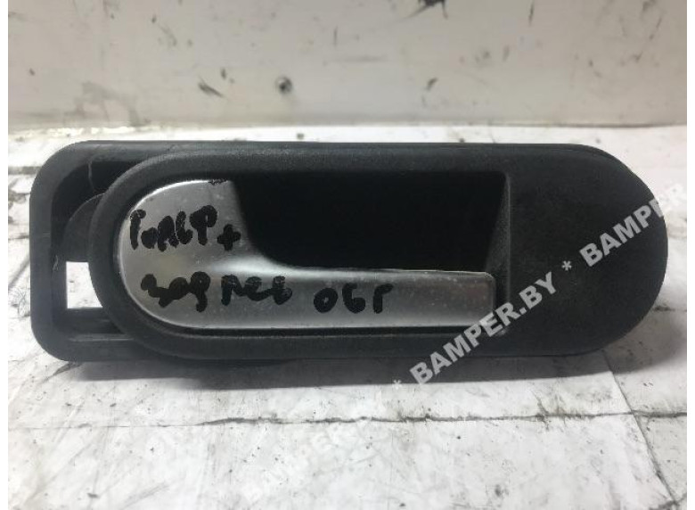 Ручка внутренняя задняя левая к Volkswagen Golf Plus, 2006г.