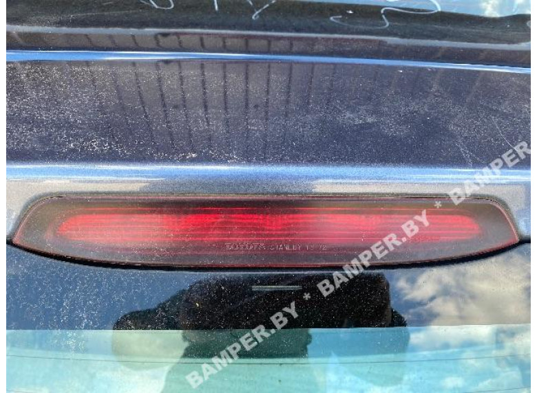 Стоп-сигнал к Toyota Corolla Verso, 2002г.