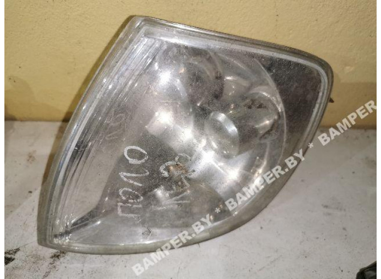 Поворотник левый к Volkswagen Polo, 2001г.