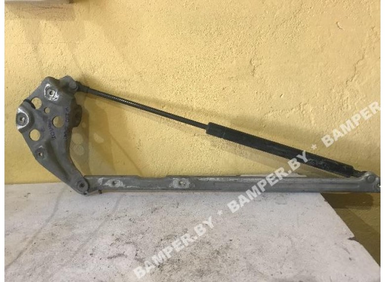 Петля капота левая к Mercedes E W210