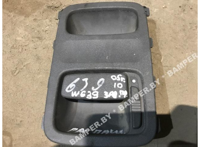 Ручка внутренняя задняя правая к Mercedes Vito W639, 2005г.
