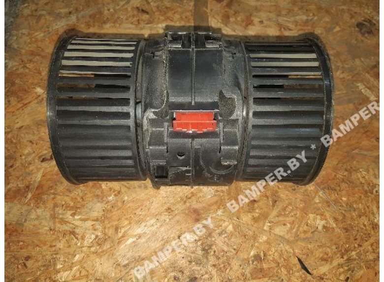 Моторчик печки к Renault Megane