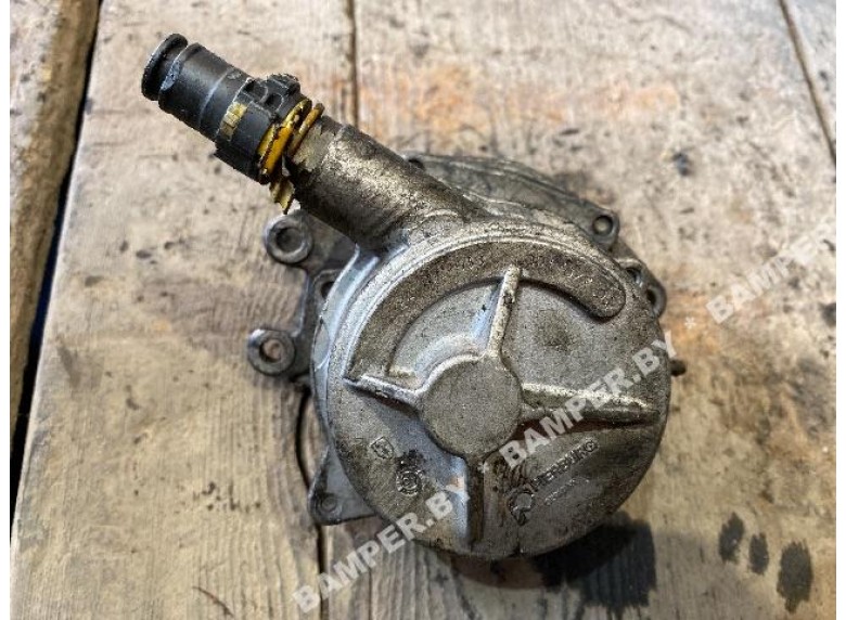 Насос вакуумный к Opel Omega