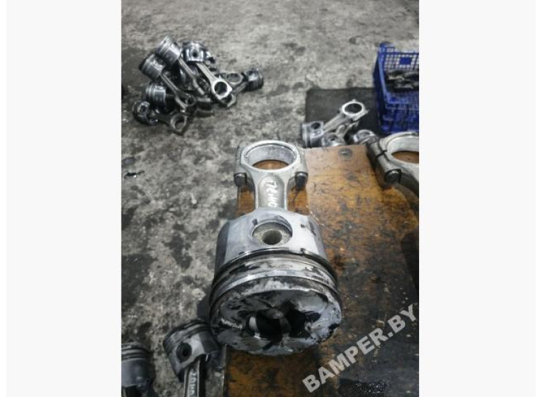 Поршень к Peugeot 806, 2001г.