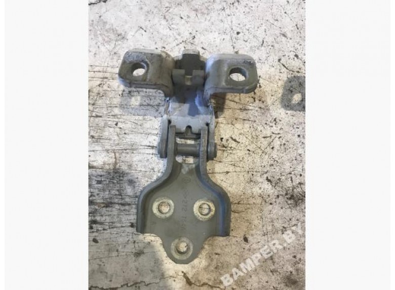 Петля двери передней правой к Renault Master