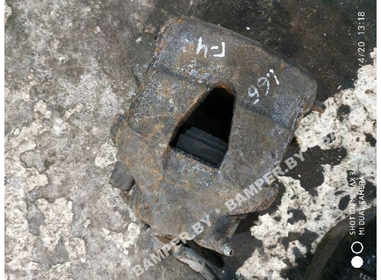 Суппорт передний правый к Skoda Octavia, 1999г.