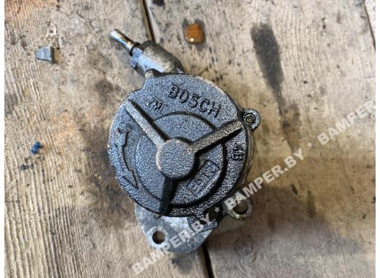 Насос вакуумный к Peugeot 206