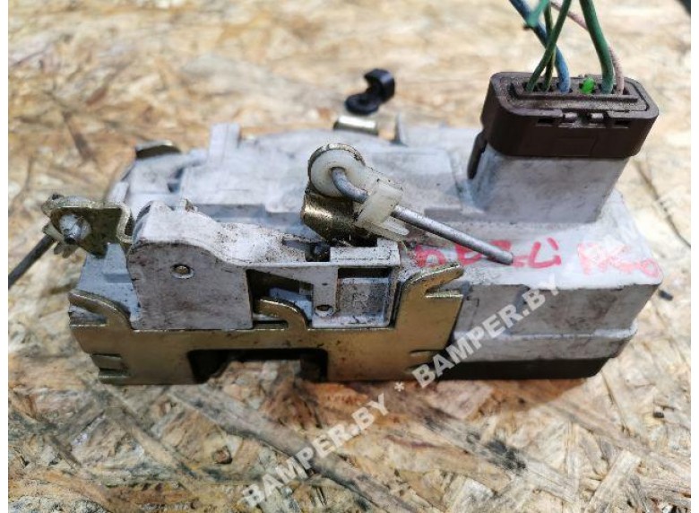 Замок двери передней правой к Citroen Berlingo