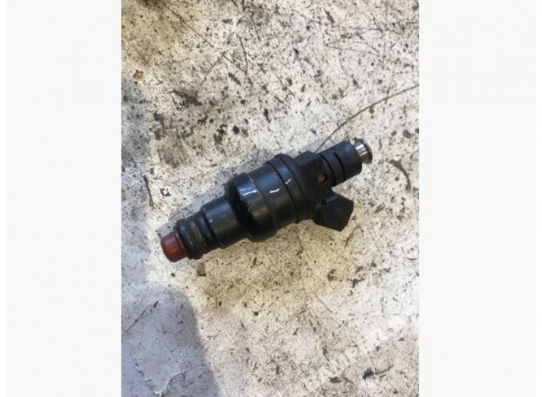 Форсунка к Audi A8