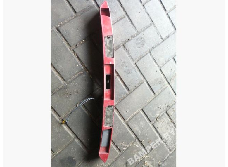 Накладка подсветки номера к Renault Megane, 2004г.