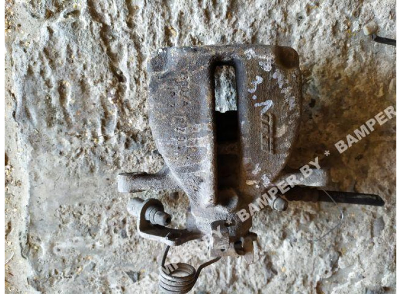 Суппорт задний левый к Citroen Jumpy, 2010г.