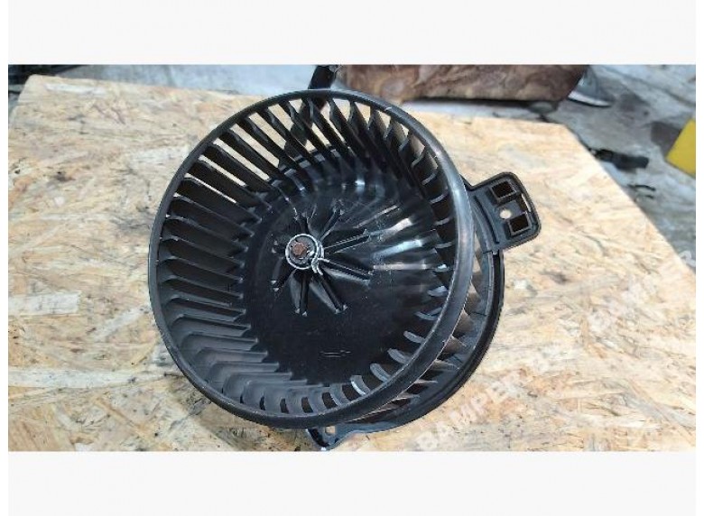 Моторчик печки к Kia Rio