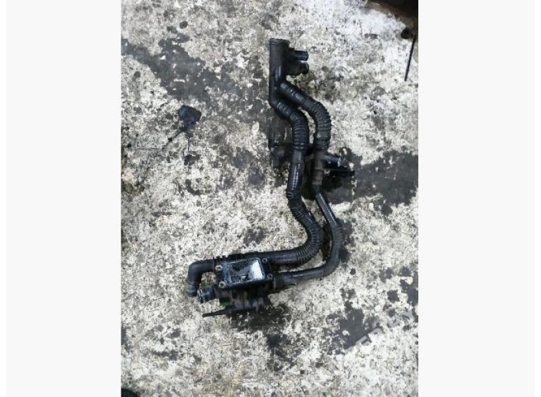 Трубка охлаждающей жидкости пластиковая к Citroen C4, 2006г.