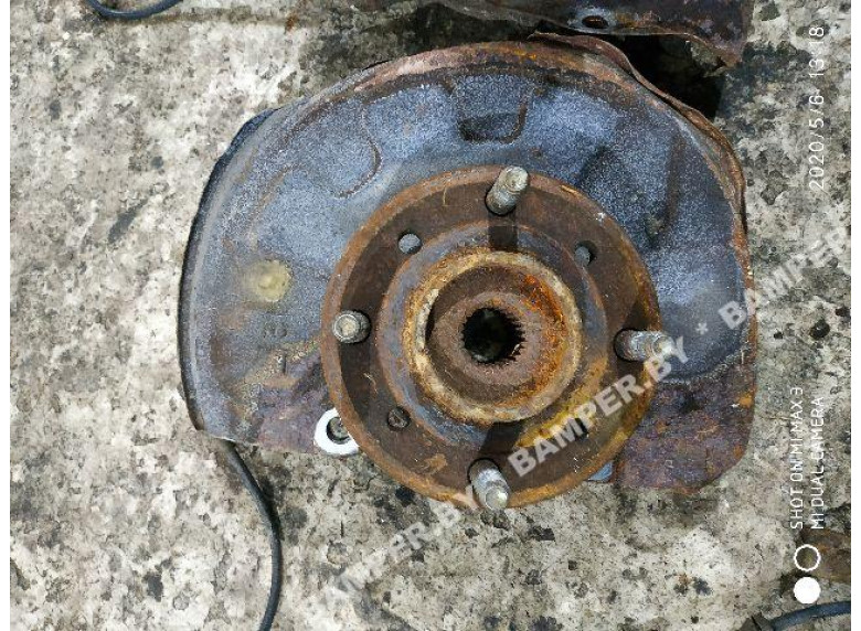 Ступица передняя левая к Volvo V40, 2001г.