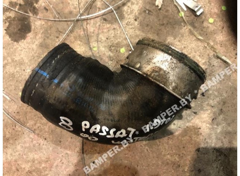 Патрубок интеркулера к Volkswagen Passat