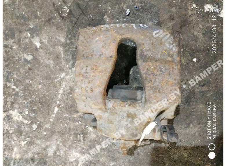 Суппорт передний правый к Opel Astra, 1998г.