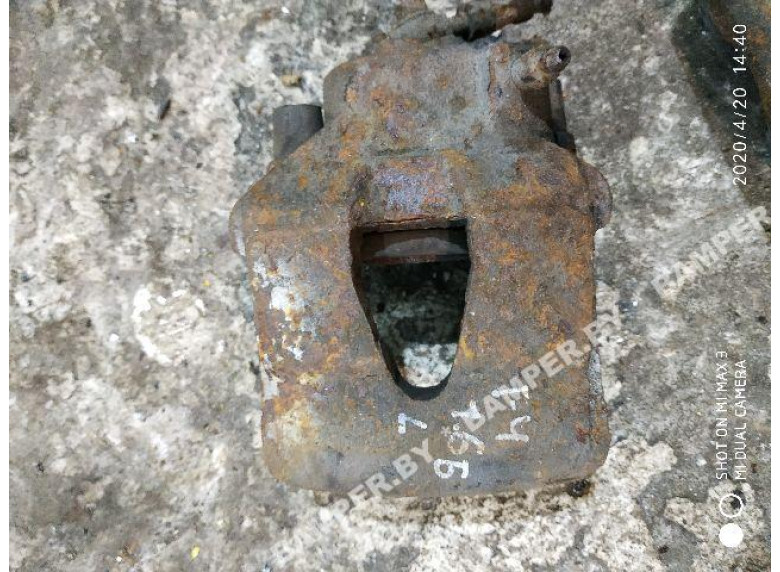 Суппорт передний левый к Skoda Octavia