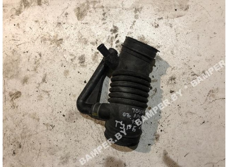 Патрубок турбины к Toyota Yaris