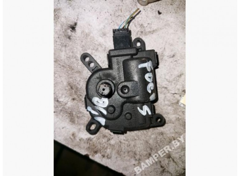 Моторчик заслонки печки к Ford Focus