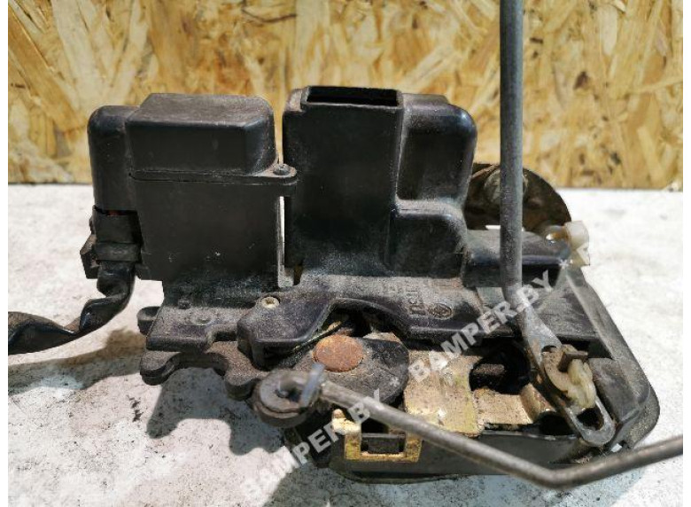Замок двери передней левой к Mazda 626, 2002г.