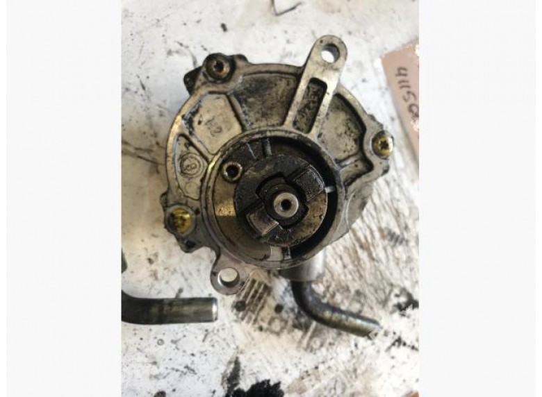 Насос вакуумный к Mercedes C W203