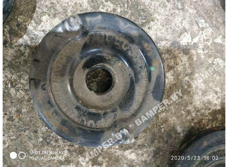 Опора амортизатора верхняя (чашка) к Volkswagen Passat, 1998г.