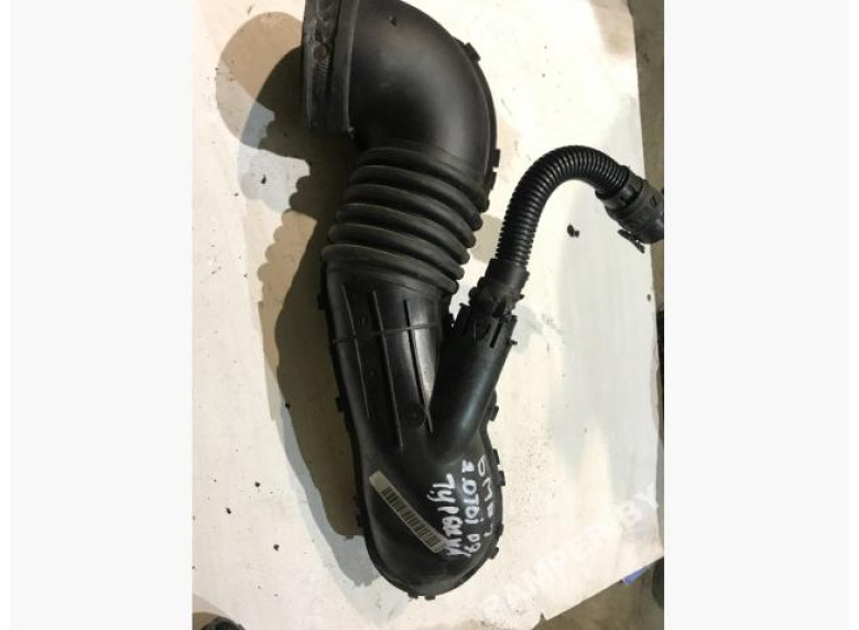 Патрубок (трубопровод, шланг) к BMW 1 E87/E81/E82/E88