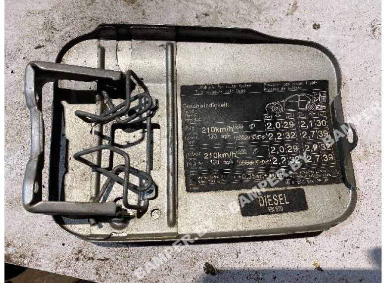 Лючок топливного бака к Mercedes S W220