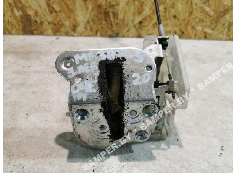 Замок двери задней левой к Mazda 5, 2004г.