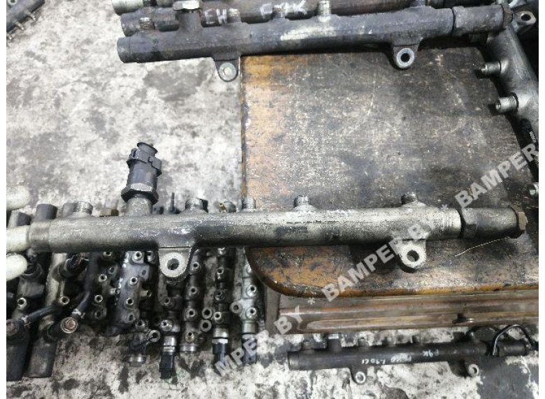 Топливная рампа к Volvo V40