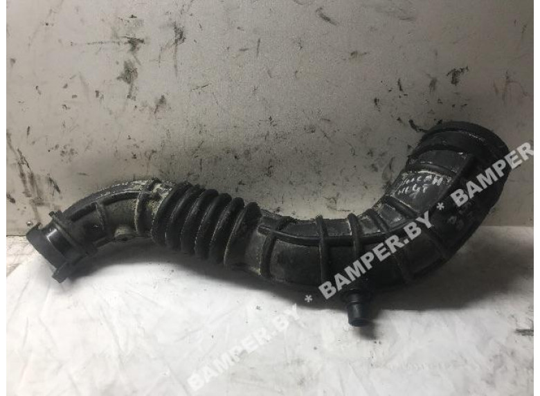 Патрубок воздушного фильтра к Nissan Note