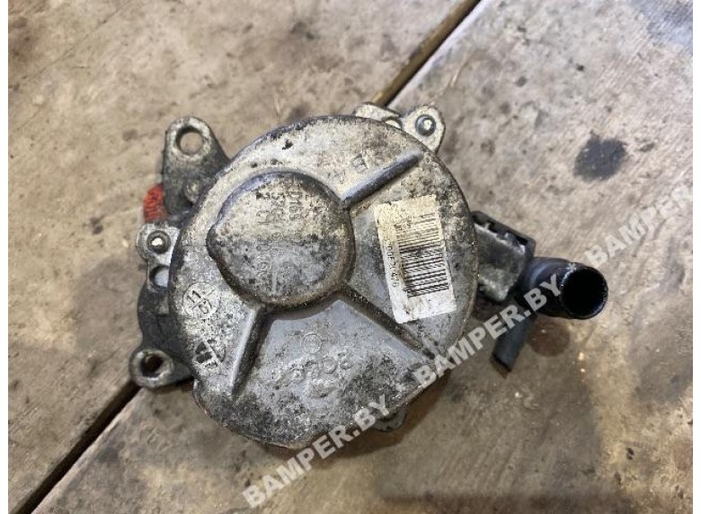 Насос вакуумный к Renault Trafic