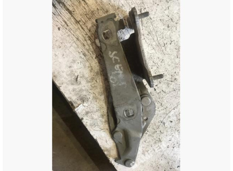 Петля капота правая к Renault Scenic, 2001г.