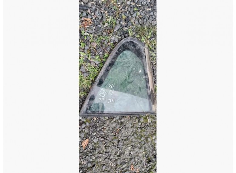 Форточка задняя левая к Peugeot 607