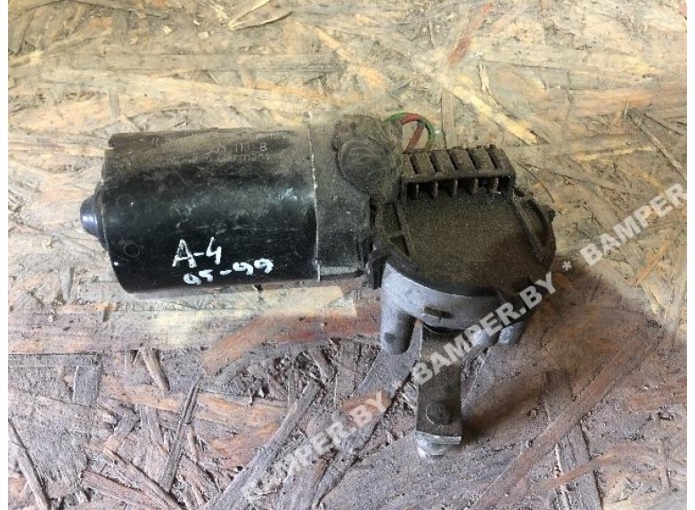 Моторчик передних стеклоочистителей (дворников) к Audi A4