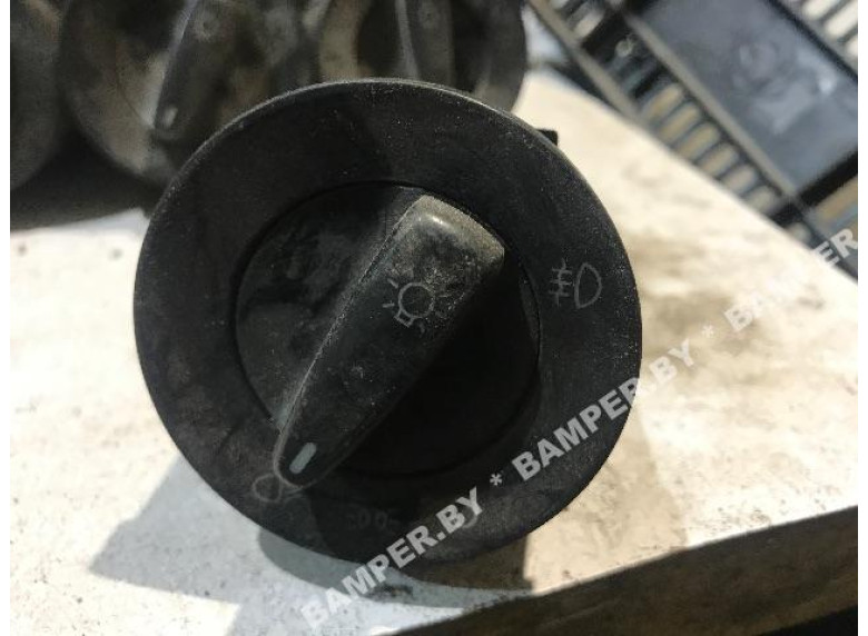 Переключатель света к Skoda Octavia