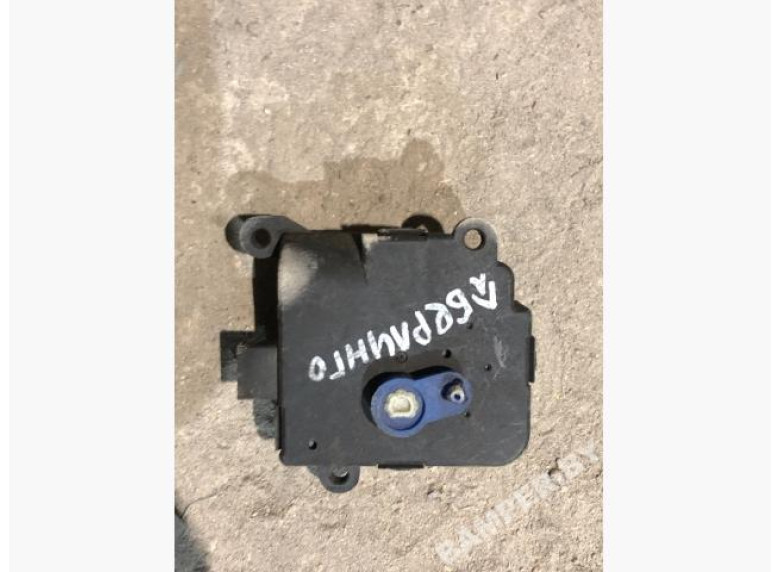 Моторчик заслонки печки к Citroen Berlingo, 2002г.