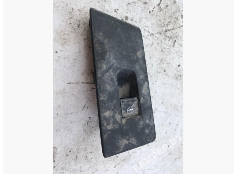 Кнопка стеклоподъемника к Volkswagen Passat, 2011г.