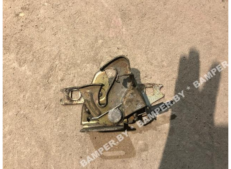 Замок капота к Volkswagen Polo, 1997г.