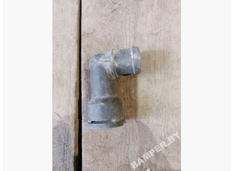 Корпус термостата к Volkswagen Passat, 1995г.