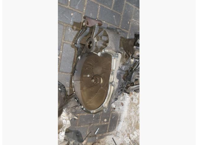 КПП механическая (МКПП) к Mazda 3, 2004г.