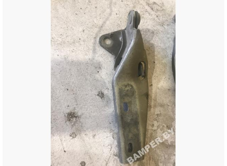 Петля капота левая к Seat Toledo, 1999г.