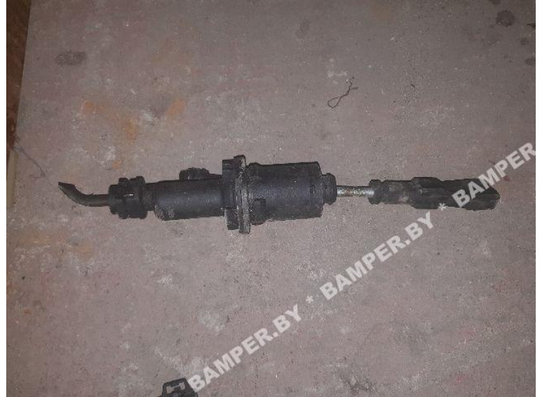 Цилиндр сцепления главный к Citroen C5, 2003г.