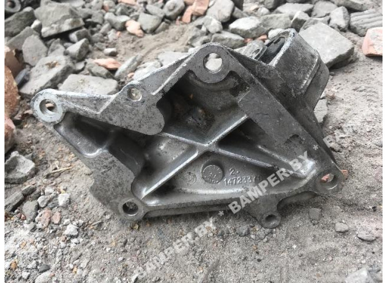 Кронштейн полуоси к Fiat Ulysse, 1999г.
